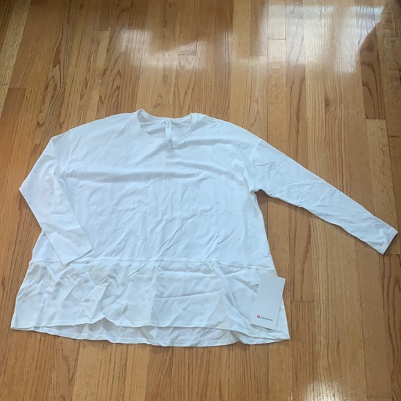 lululemon athletica Tops - Lulu lemon White long sleeve 6 Ease of Mind relaxed fit
